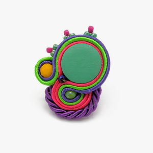 Cuqui small green and purple ring